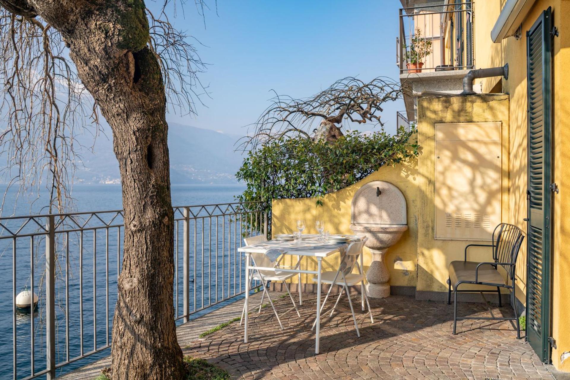 Il Glicine Sul Lago - Wisteria On The Lake Bellano Exterior photo
